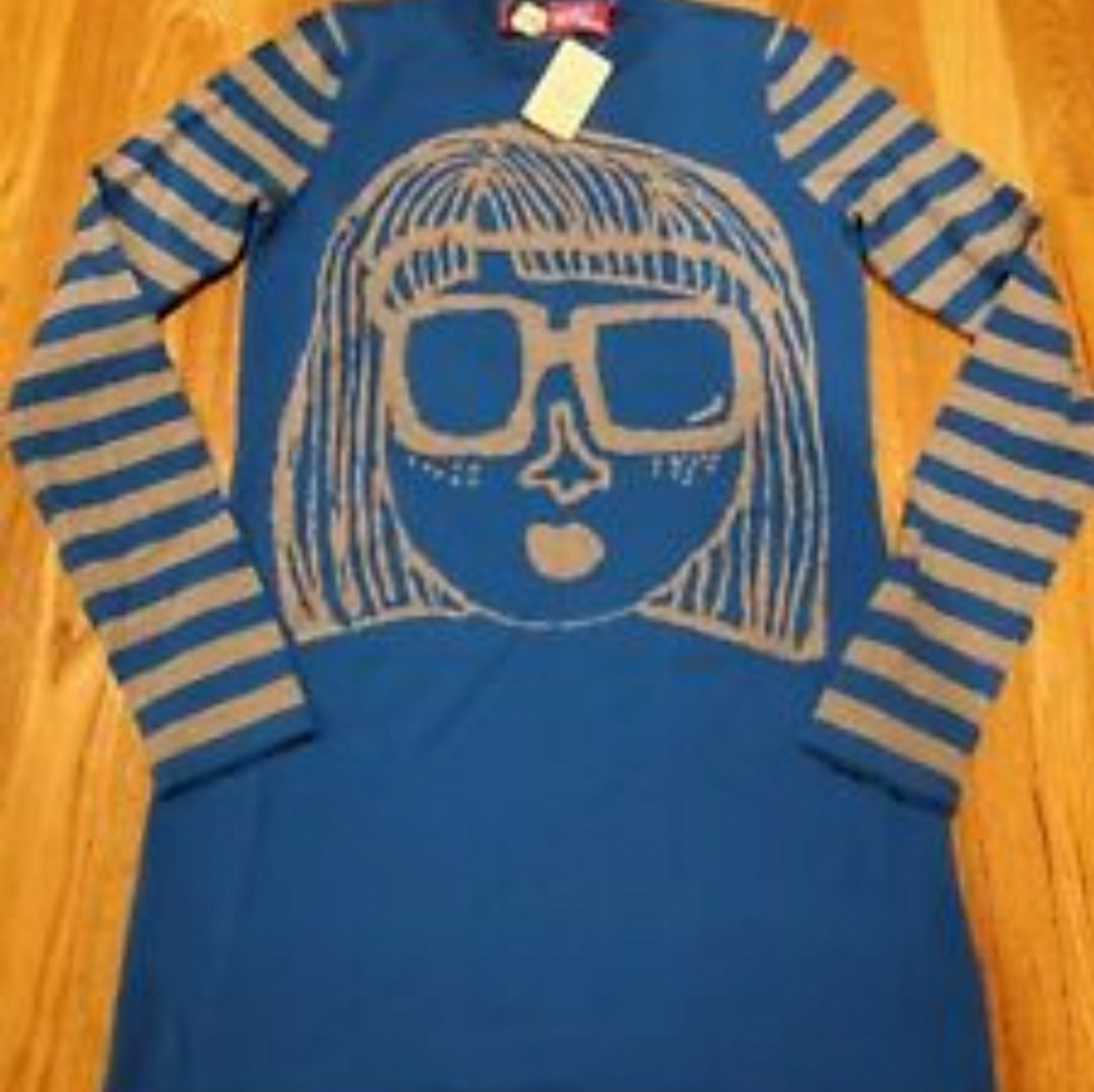 IN SEARCH OF: 2009ish forever 21 face sweater L/XL
